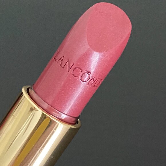 Lancome L'absolu Rouge Lipstick in 391 Exotic Orchid - Picture 4 of 14